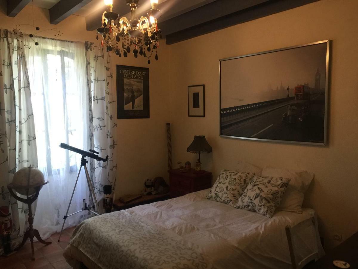 Bed and Breakfast Le Peyrail Les Lèves-et-Thoumeyragues Exterior foto